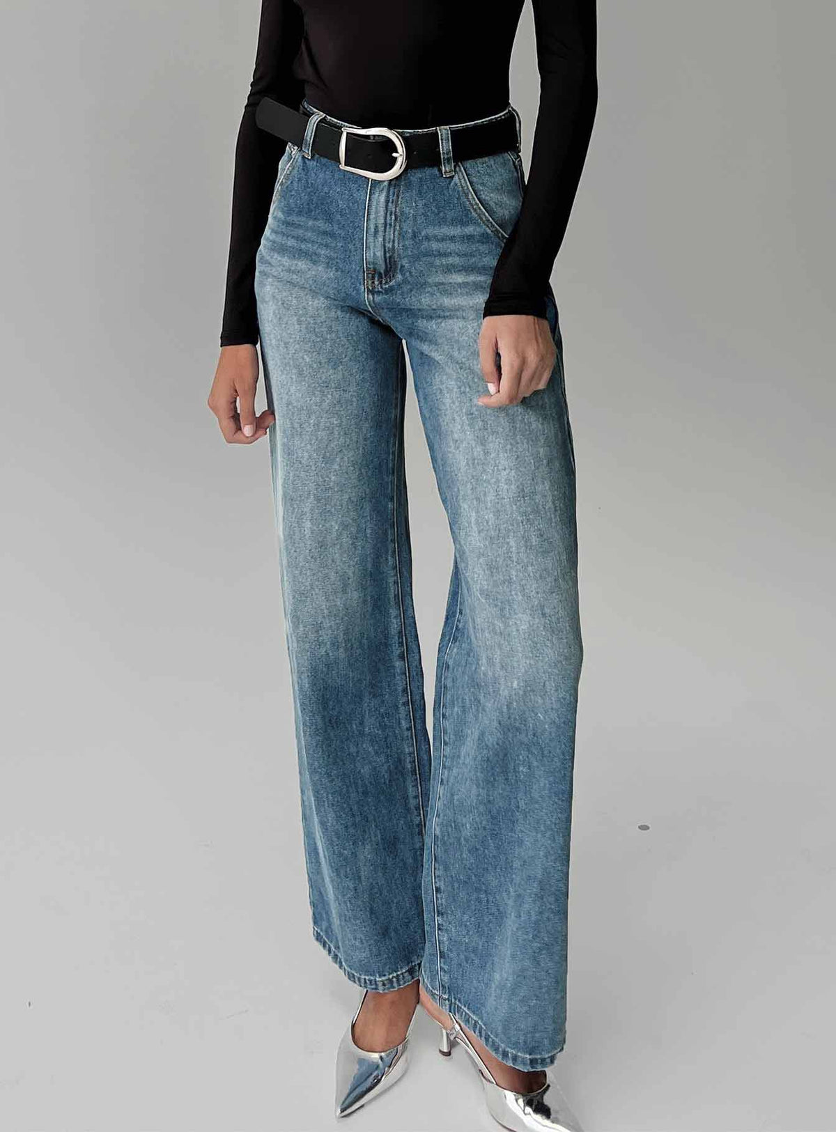 Sacramento Straight Leg Jeans Mid Blue Denim