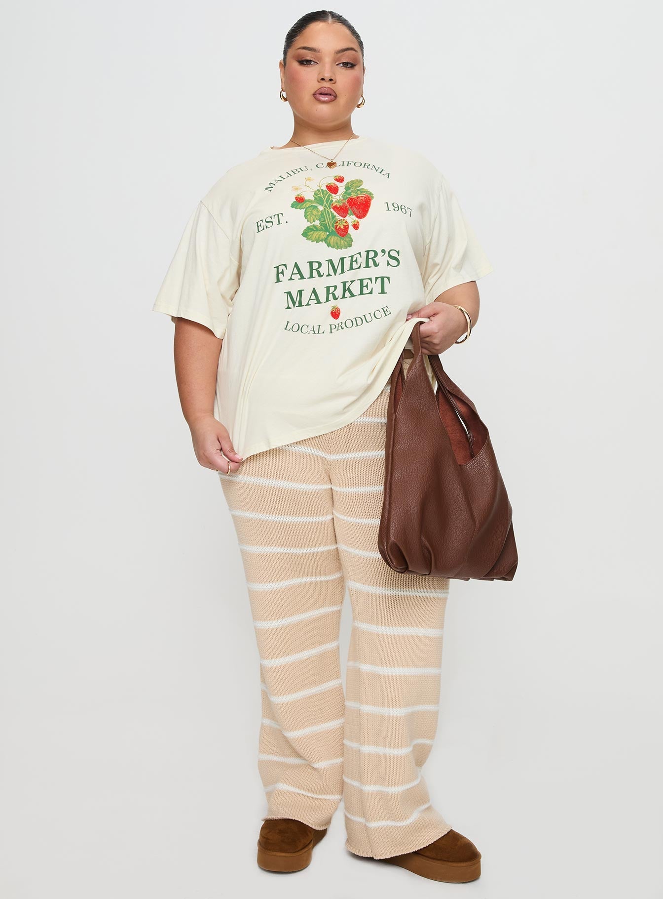 Local Produce Tee Cream Curve